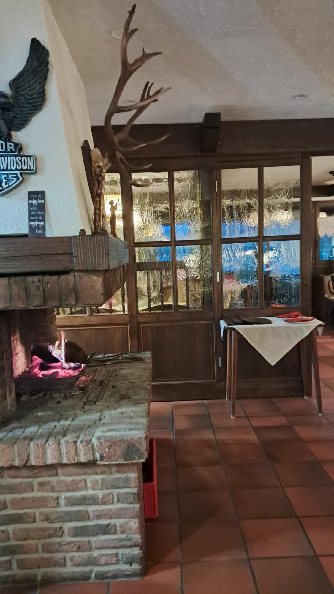 Hotel-Restaurant Tannenhof Ahrbruck Buitenkant foto